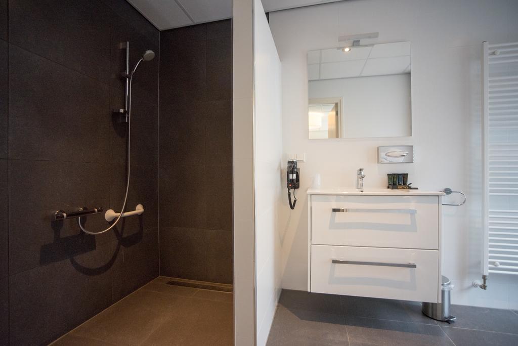 Hotel Het Raedthuys Sint-Maartensdijk Extérieur photo